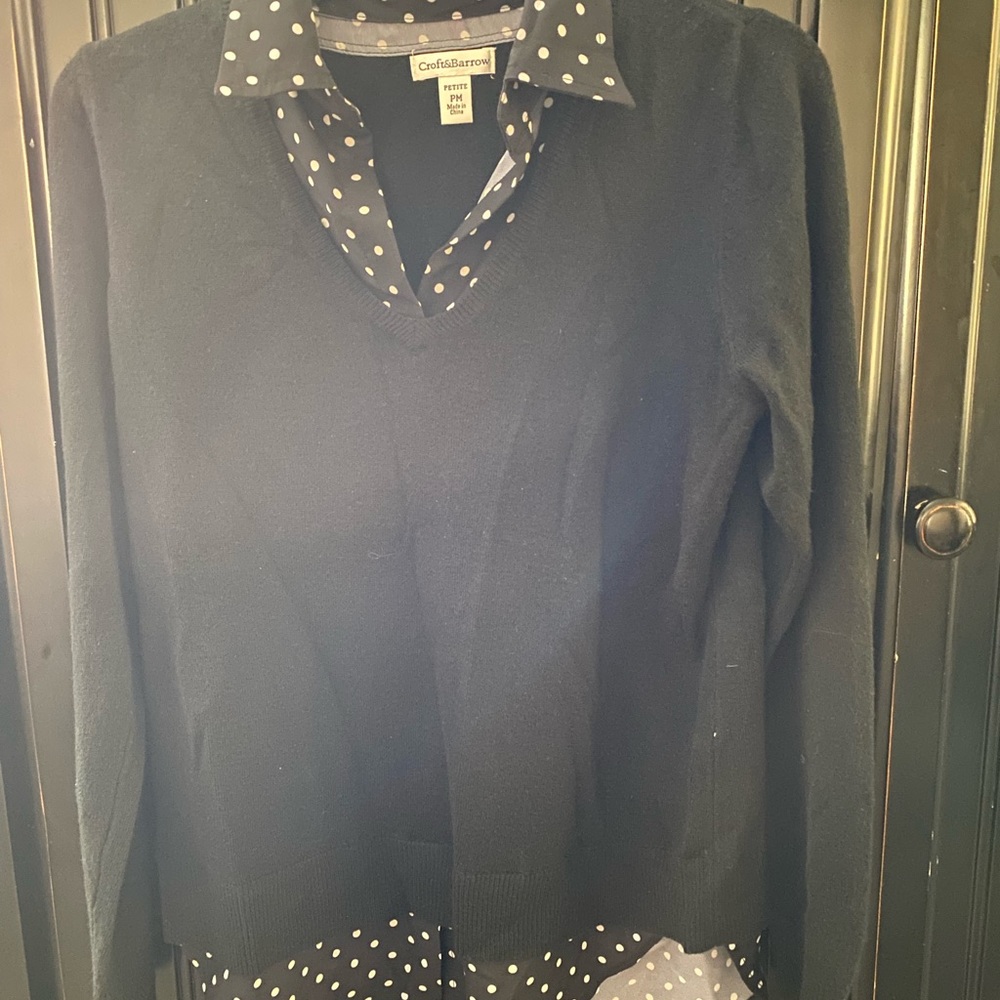 Black Sweater shirt